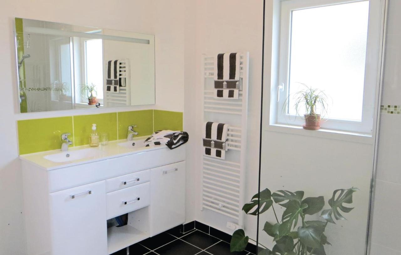 Lovely Home In Brain-Sur-Alonnes Екстер'єр фото